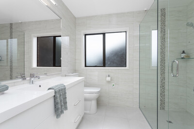 Villa with single garage