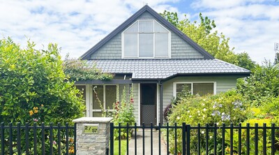 Three-bedroom townhouse